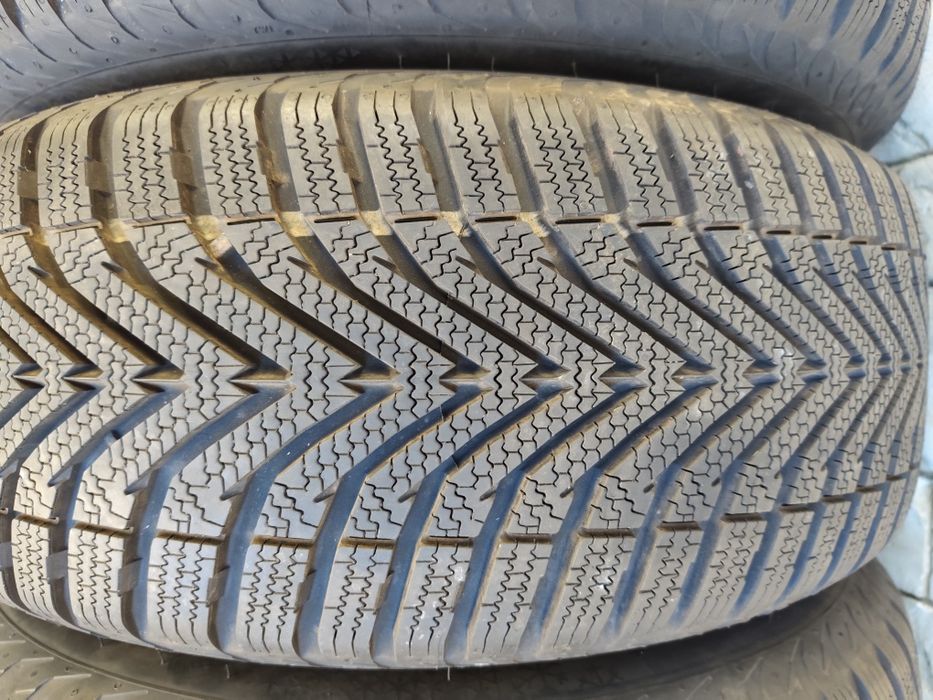 Нови зимни гуми VREDESTEIN 205/55R16 Snowtrac AO 205/55/16