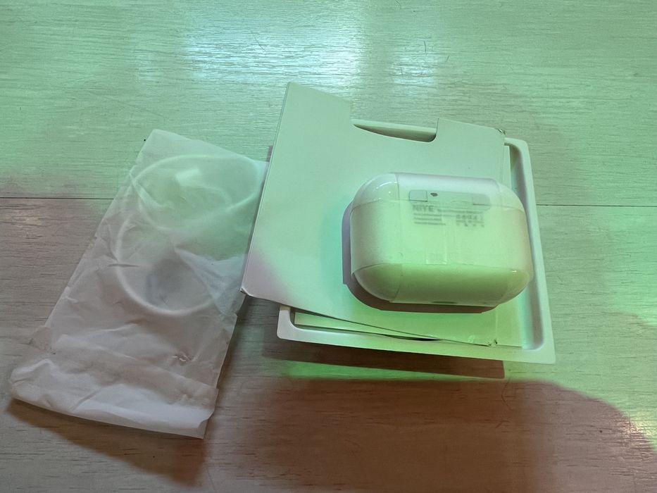 AirPods (3rd generation) with MagSafe Charging Case