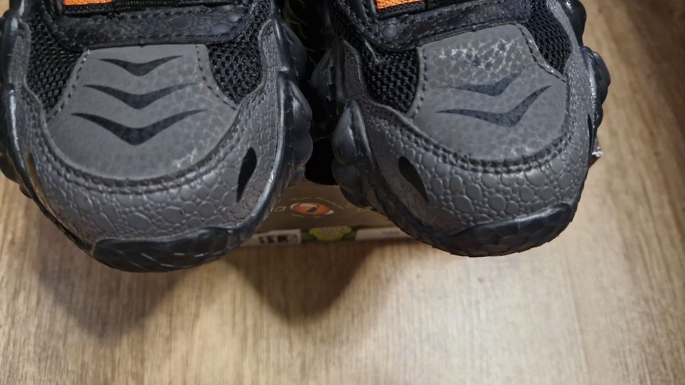 Светещи маратонки Skechers 28н-стелка 18см