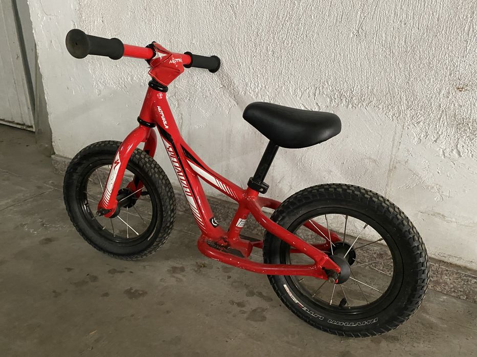 Детско колело баланс Specialised hotwalk