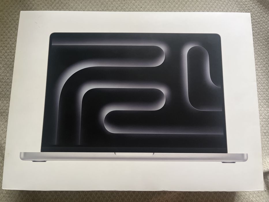 Macbook pro 14 M4 max 36gb 1tb