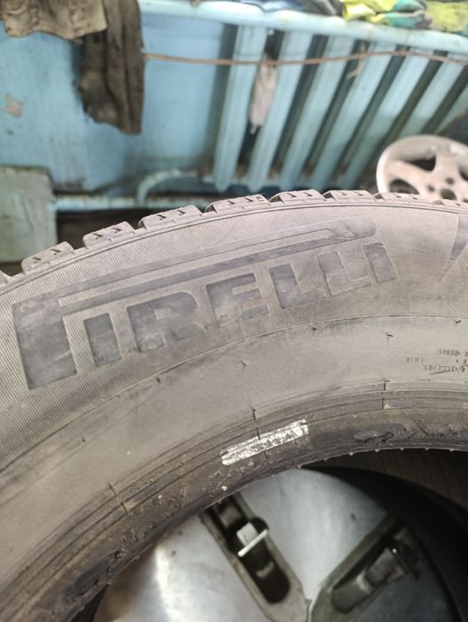 225/65/17 две шины