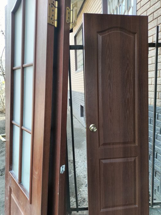 Продам двери  межкомнатные