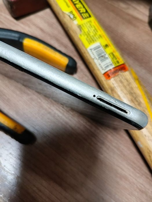 Продам  Самсунг А 23.