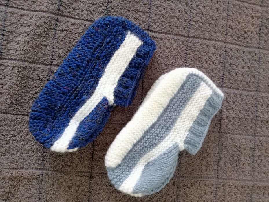 Продам носки,  варежки