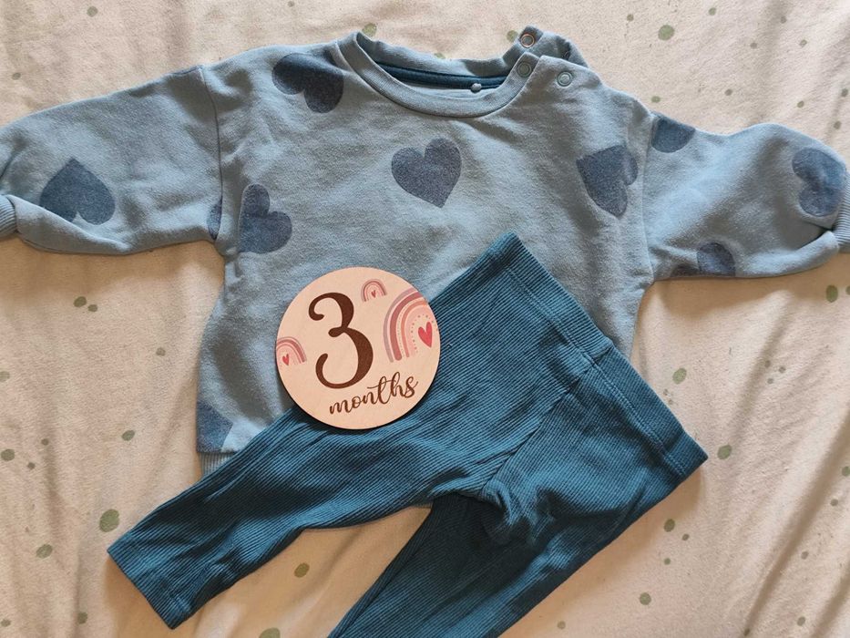 Дрешки за момиченце от 0 до 6 м