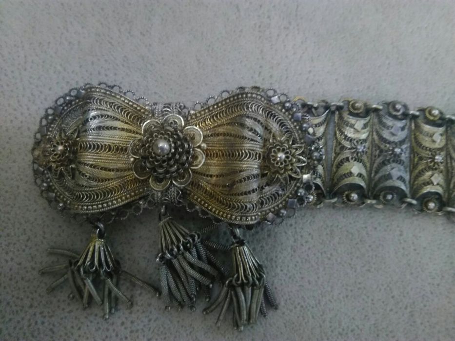Продавам Филигранен сребърен колан с позлата и гранулация България