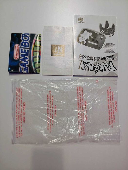 Nintendo 64 Pikachu Edition N64 Complete in box