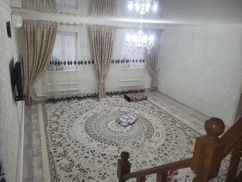 ПолуМансард Дом