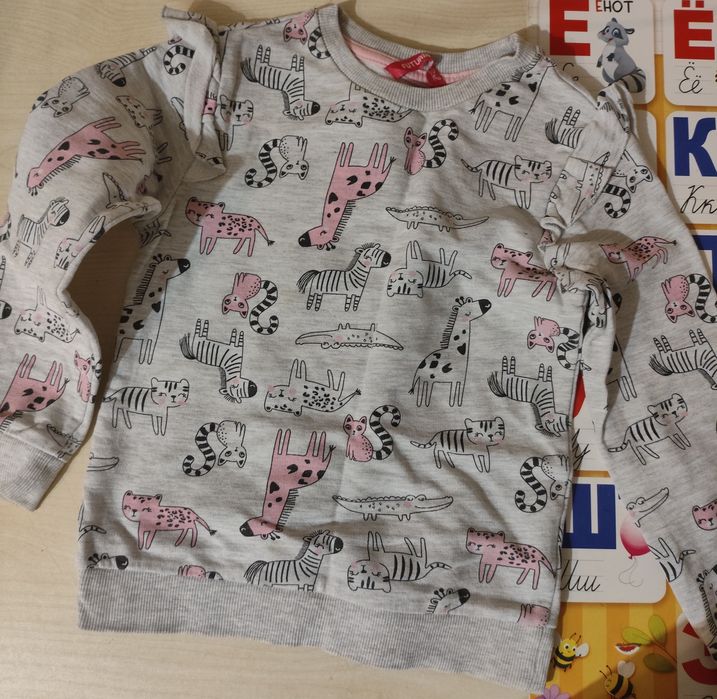 Продам кофты на девочку