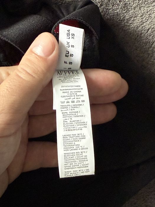 Moschino Love you set 2 boxeri alb si negru marimea S noi originali