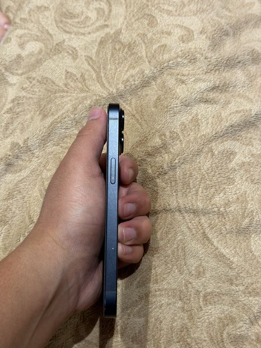 Продам iPhone 14 128Gb