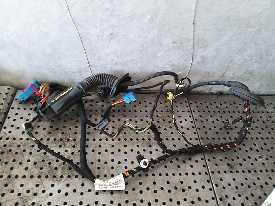 Cablaj instalatie electrica usa dreapta fata skoda octavia 3 5e 5e1971121m