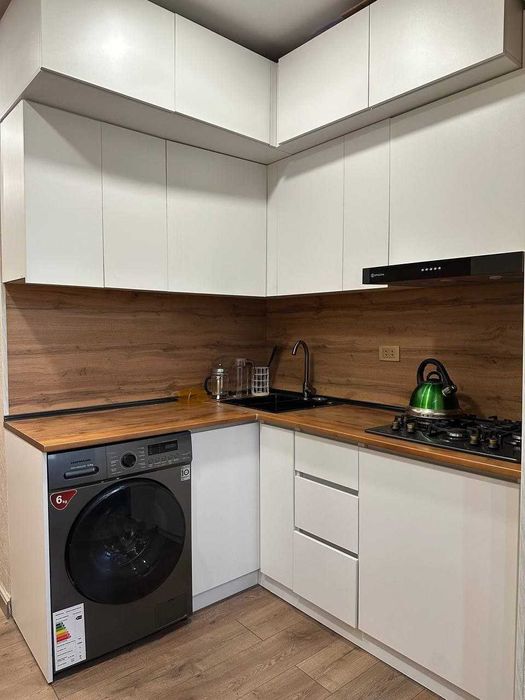 СДАЕТСЯ 2-ком кв ЯШНАБАДСКИЙ р-н около Кадешева / 40-лет