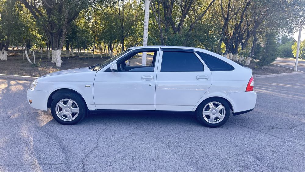 Продам Лада Приора