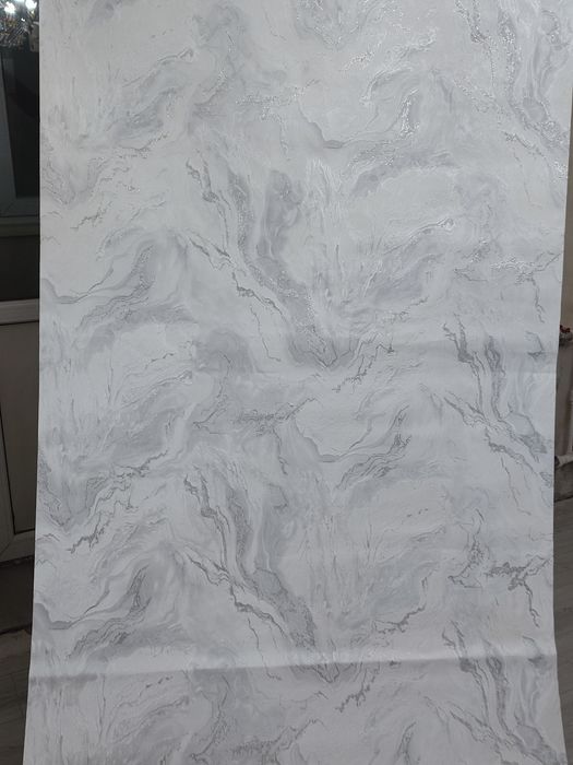 Продам обои виниловые.