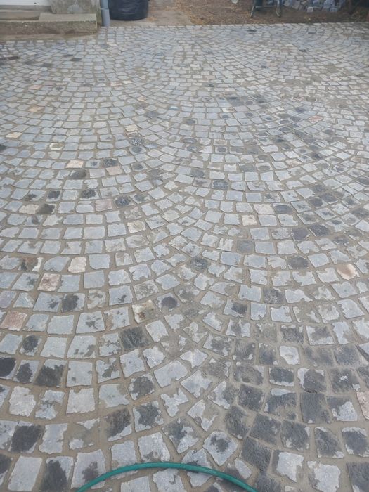 Piatră naturală poligonala/cubica/și cascade din bolovani decorativi