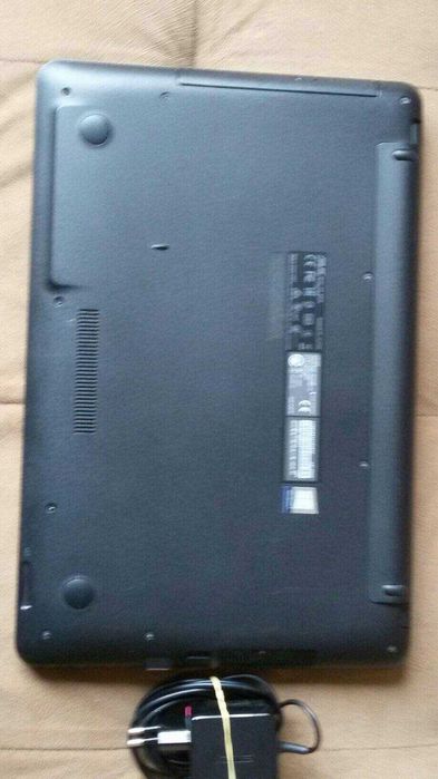 ASUS VivoBook X541N 3 часа батерия 1TB HDD