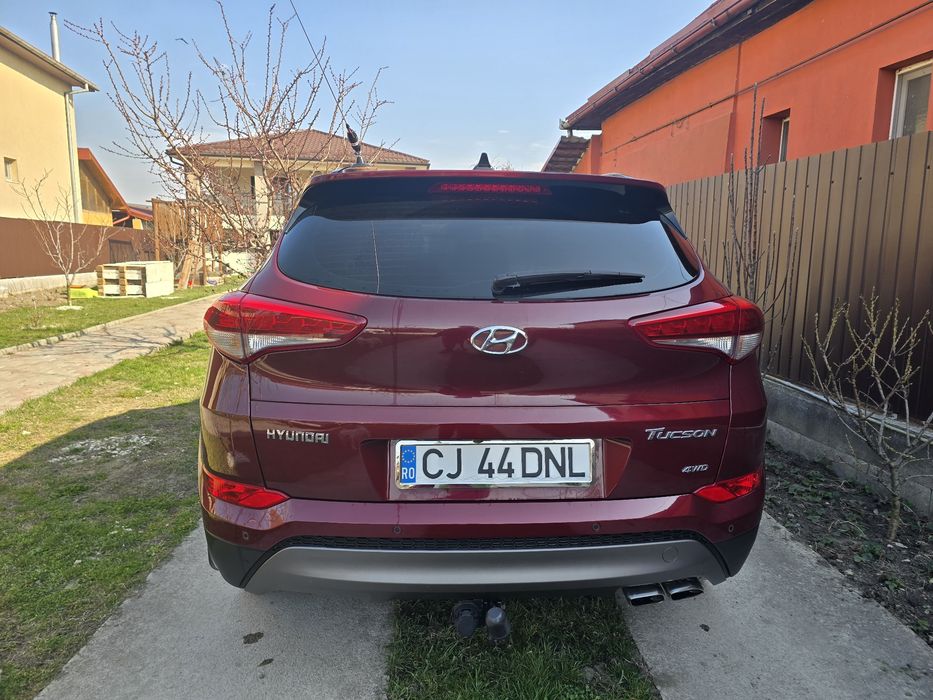 Hyundai Tucson 107.000 km,  Diesel, 185 CP,  Automata, Luxury Pack