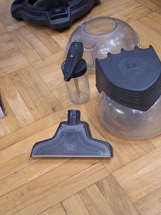 Прахосмукачка Рейнбоу с включени всички допълнителни приставки