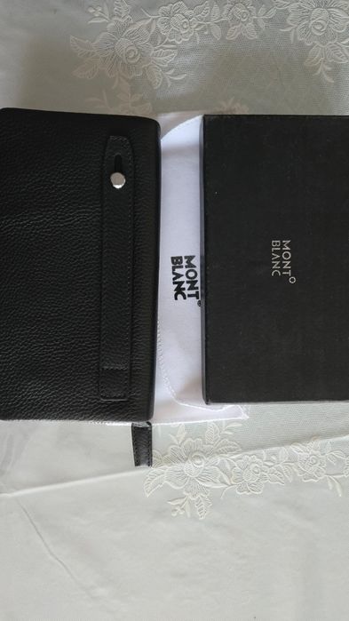 Продам кожаный MONT BLANC