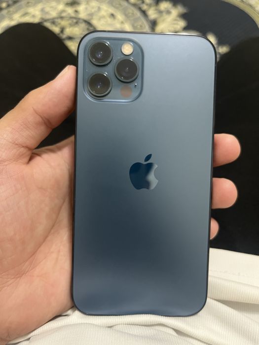 Iphone 12 pro 256gb….