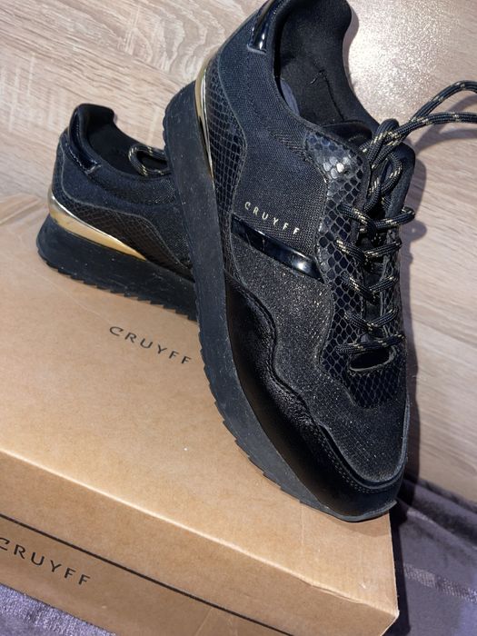 Дамски маратонки  CRUYFF