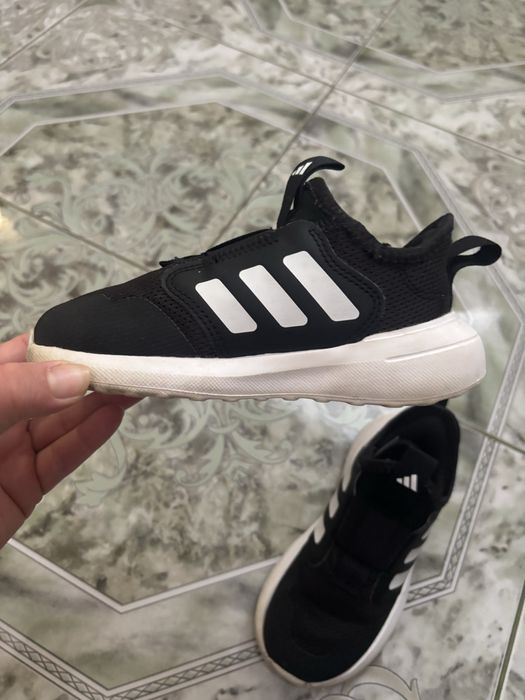 Детски маратонки на Adidas