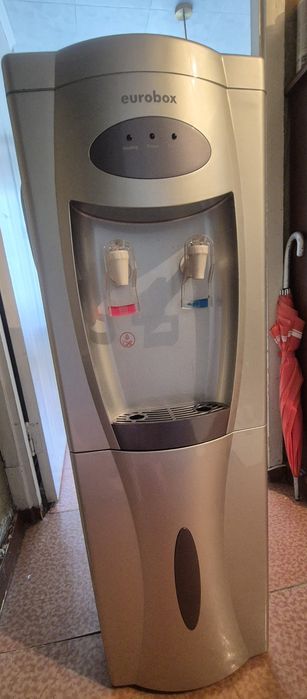 Продам кулер для воды