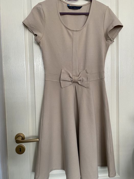 Rochiță ZARA  mărimea S ; ghete NOI din piele cu ținte ZARA