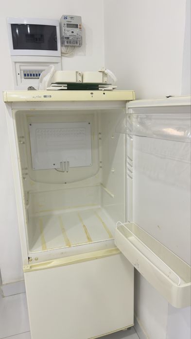 Холодильник хороший рабочий