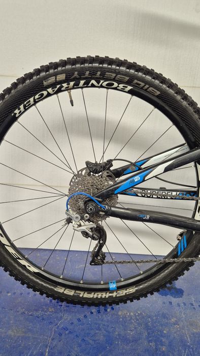 Trek Superfly 100

---

*Vând Trek Superfly 100 *Simplu și la obiect, Vasile. Copy-paste pe OLX:*

---

*Vâ