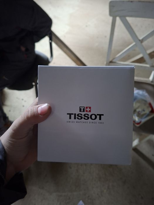 Продам часы TISSOT