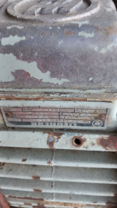 Фреза работеща с трифазен ток