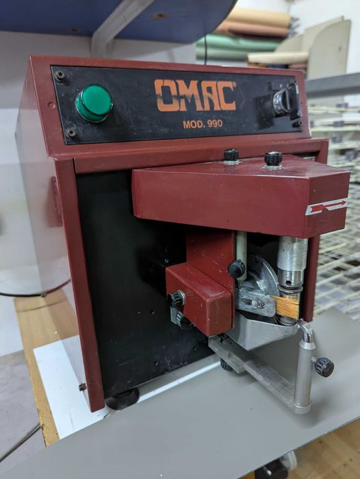 Masini pentru vopsit canturi piele naturala