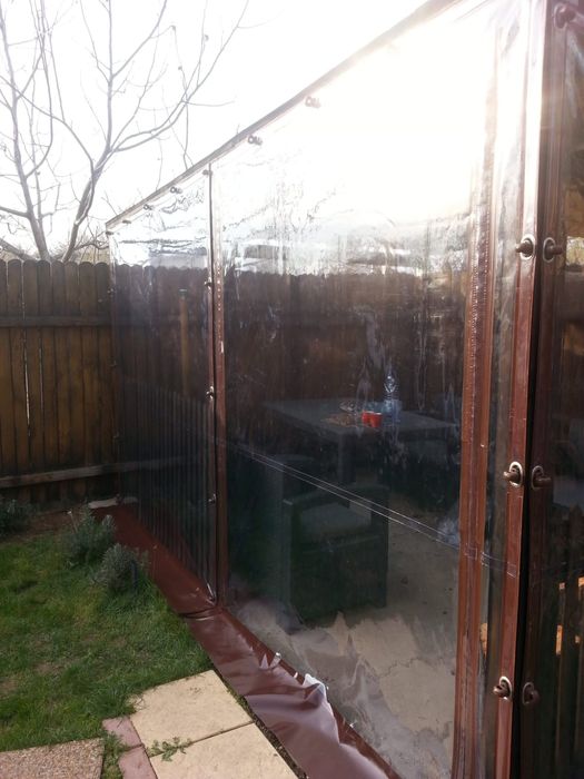 Închideri terase cu folie transparentă