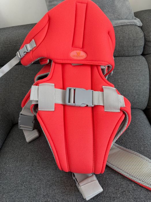 Бебешки играчки , обувки , книжка аудио приказки .