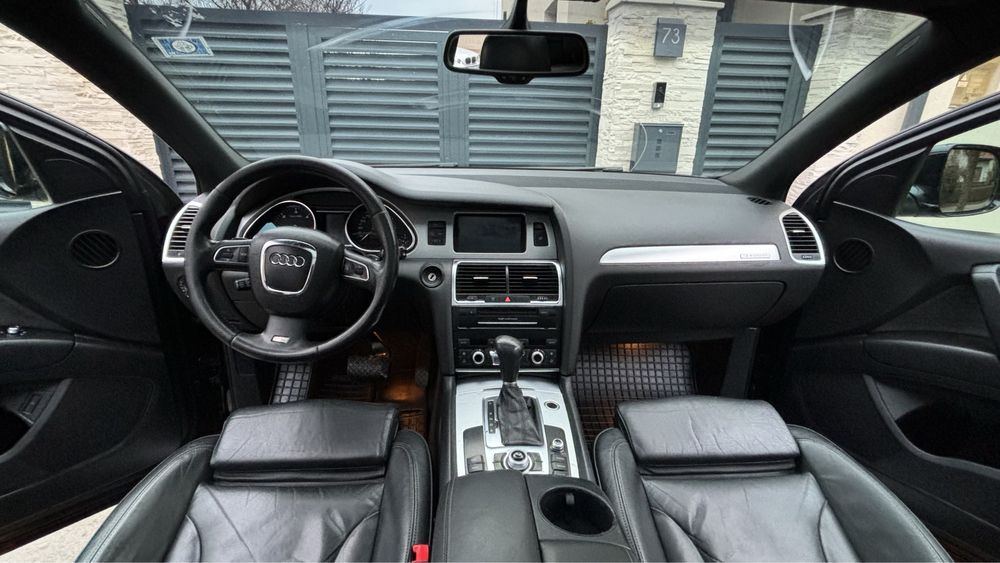 Audi Q7 2010 S-Line Plus 3.0 TDI Quattro Panoramic 3X S-Line Full LED