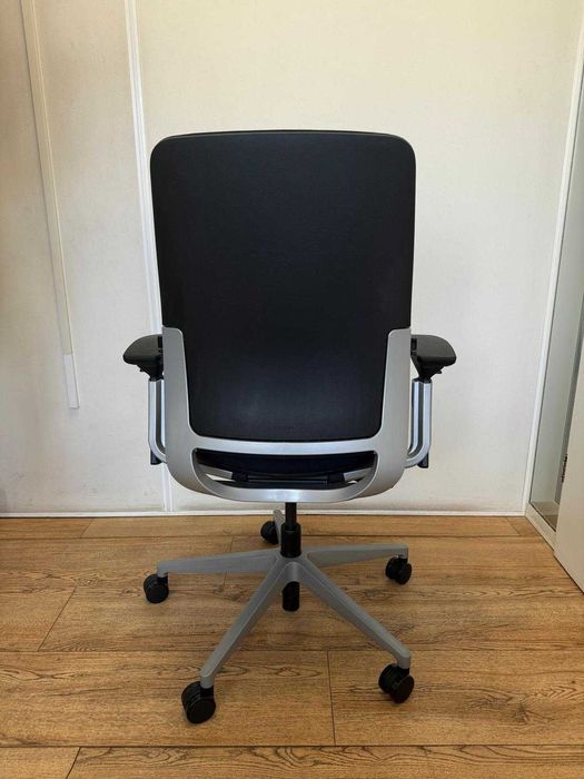 Refurbished Steelcase Amia