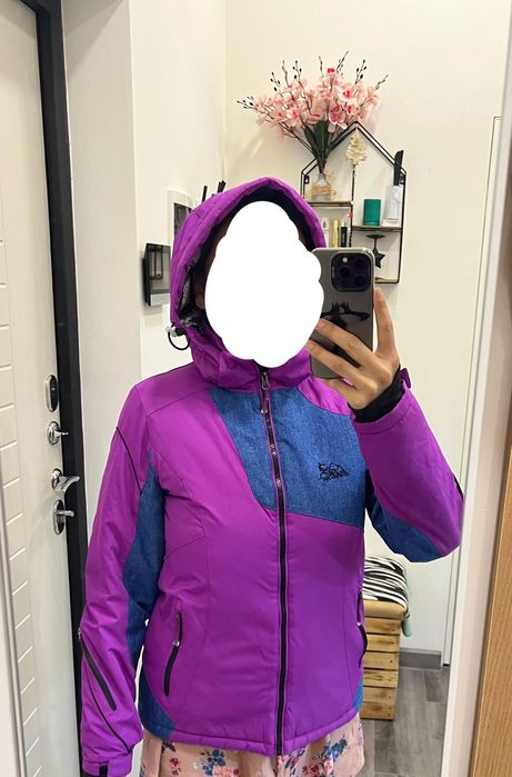 Куртки 42+44 размеры