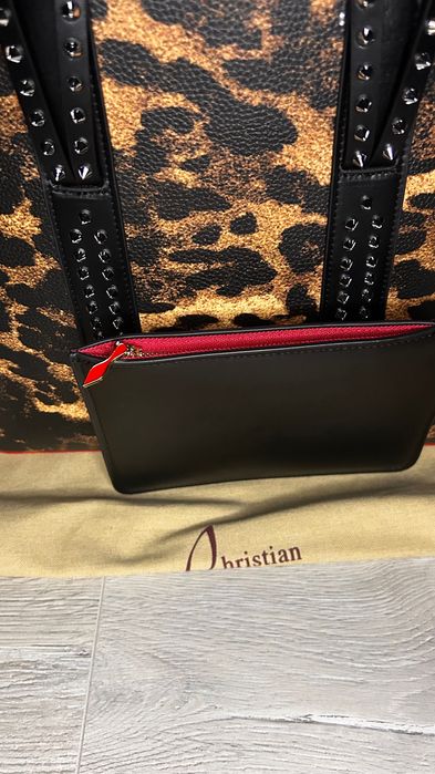 Чанта Christian Louboutin лимитирана