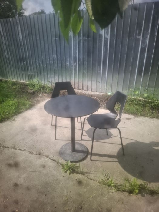Vand masa exeterioara cu scaune