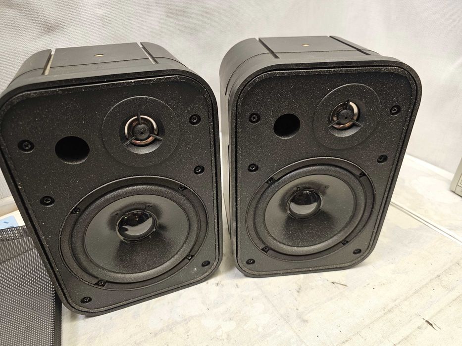 Pereche Boxe Compacte Mc Crypt Control 250BK – 2-Way Bass Reflex ca si JBL control one