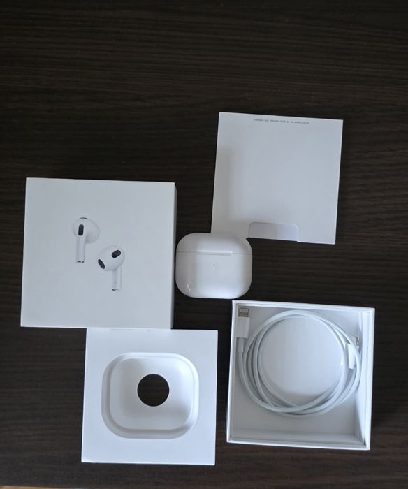 Слушалки Airpods 3rd generation