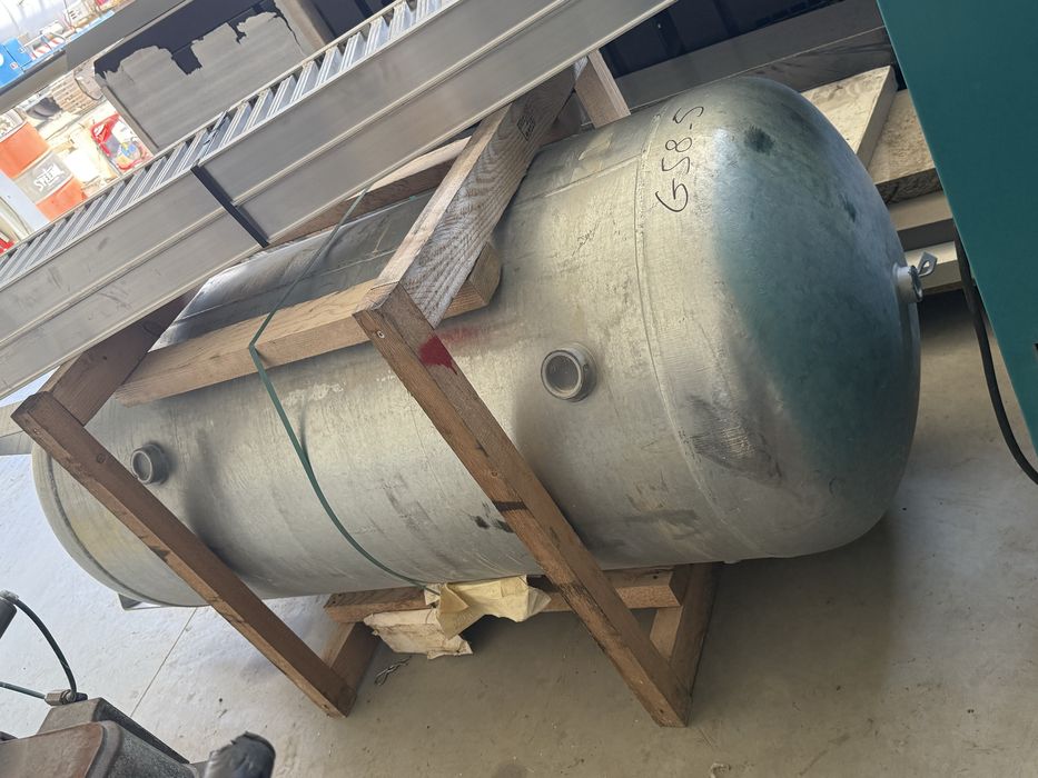 Compresor aer cu surub Renner