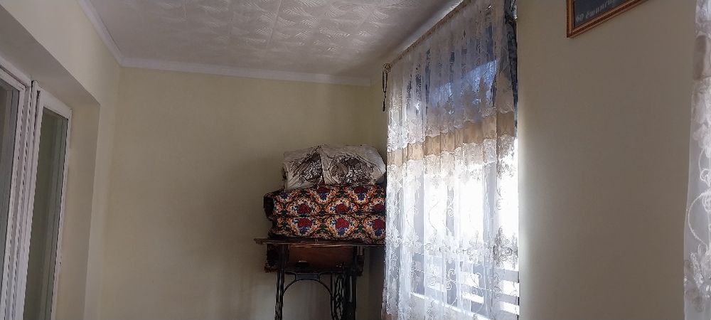 4x kv sotiladi Chirchiq sh. 82m²