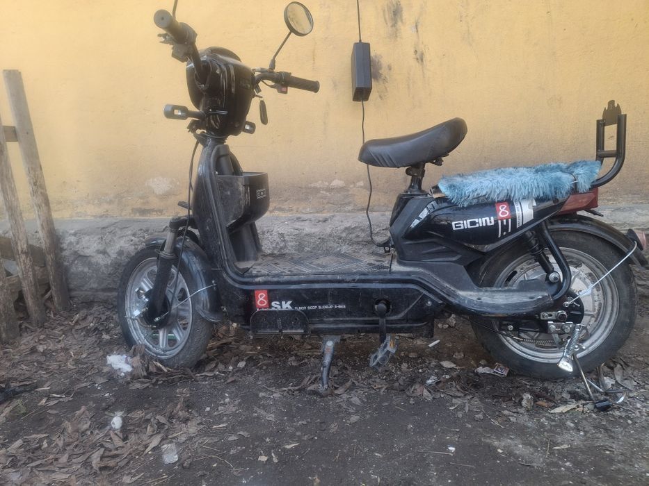 Продам электроскутер