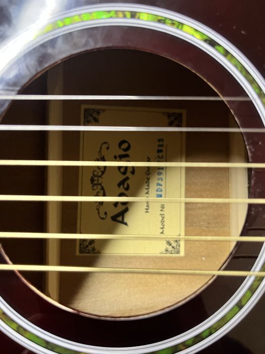 Гитара Adagio продается