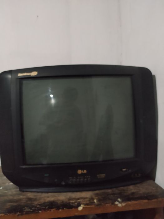 LG televizor holati zòr