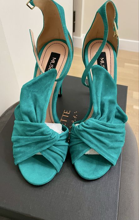 Sandale musette, piele, marimea 38, noi